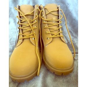 NWT Telluride Clothing Company Work-boots-Size 6.5